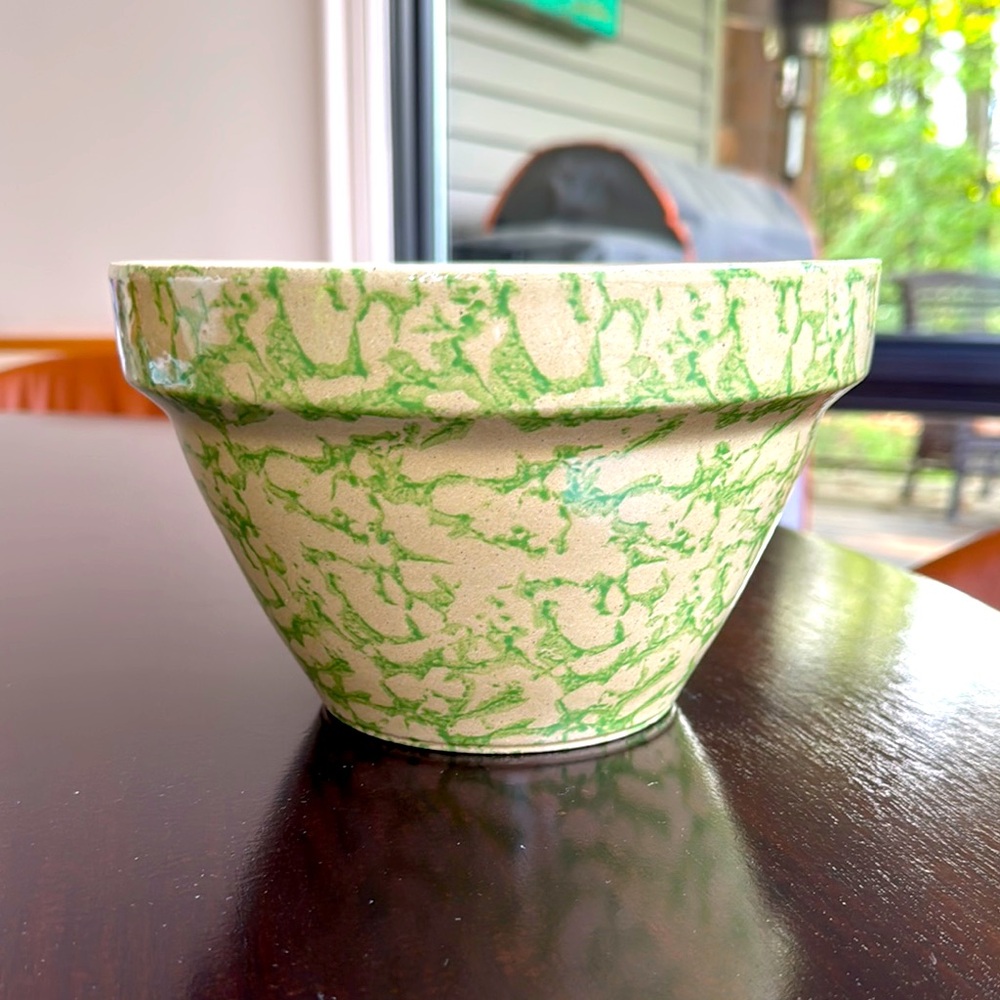 Robinson Ransbottom Pottery Spongeware Bowl 8”